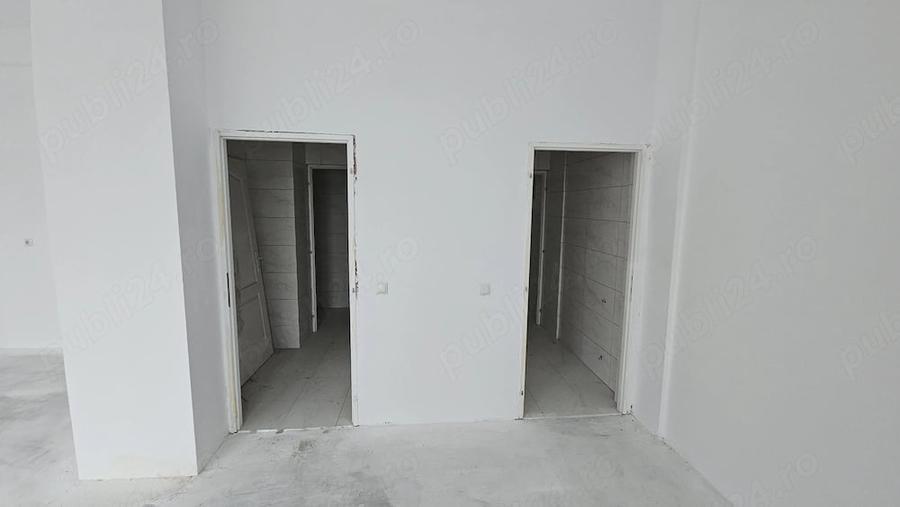 Spațiu comercial, de 200 mp, în Central