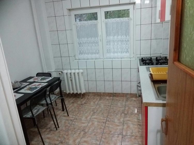 Mosilor, Obor, 5 minute Metrou - 10