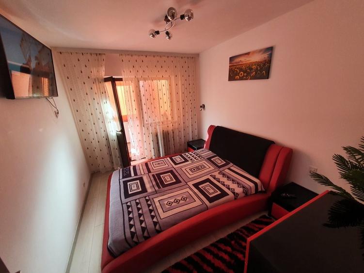 Apartament central Rm. Valcea, 2 camere - renovat - 1