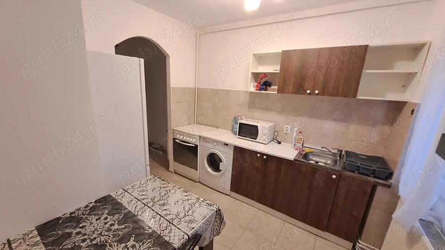 Inchiriez apartament - 2