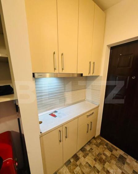 Camera moderna cu baie proprie, 12 mp, zona - Astra - 3