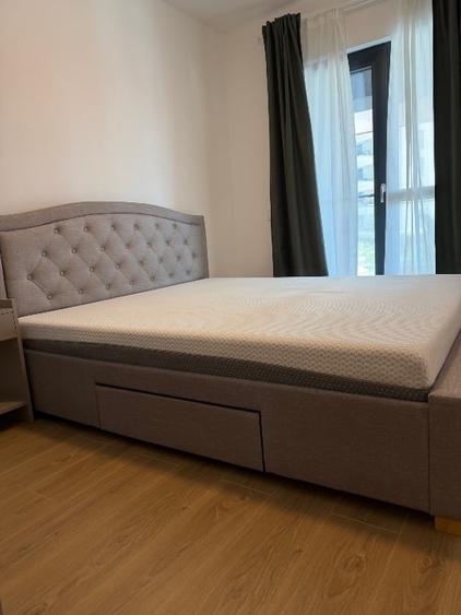 Ofer spre închiriere apartament 3 camere și 2 locuri parcare Parcului 20 - 9