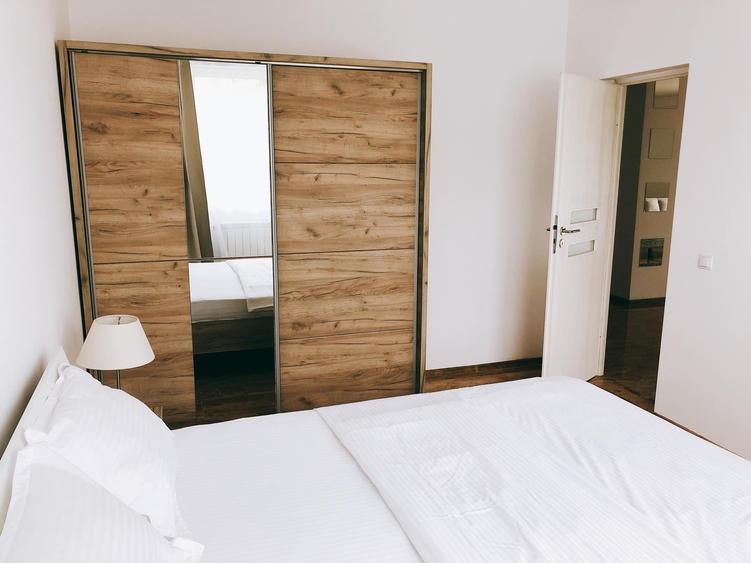 Apartament cu 2 camere semidecomandat în Iancu Nicolae