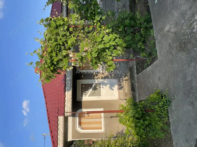 Casa plis teren de 1300mp , De Vanzare Tandarei , Il Casa plis teren de 1300mp , De Vanzare Tandarei , Il