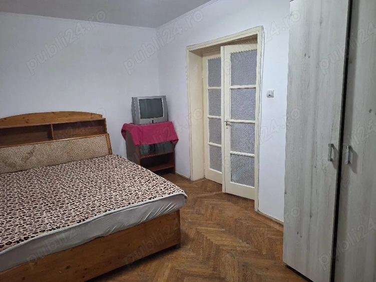 Inchiriez apartament cu 3 camere - 2
