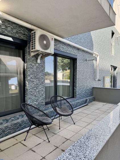 Apartament cu 2 camere semidecomandat, mobilat în Năvodari