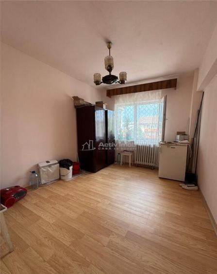 4 camere - 2 bai - Etaj 3 din 3 - 6