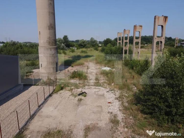 Teren intravilan, de vanzare, 28.760 mp, zona industriala T - 9