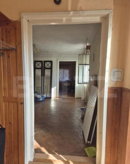 Casa cu 3 camere, zona 7 Noiembrie - 4