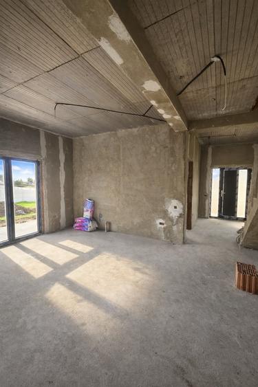 Vila curte, Domnesti 4 camere 2 bai curte 400 mp deschidere 20 ml zona centrala - 12