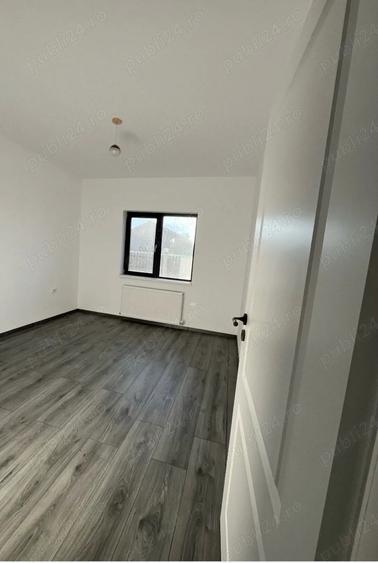 Casa Noua direct de la proprietar Sanmihaiu Roman - 3