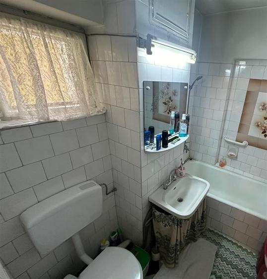 Ap 3 cam decomandat Ultracentral, et 8/10, 65 mp - 7