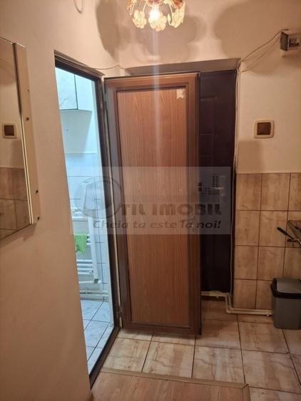 Vând camera de cămin transformata in garsoniera in spate la Jumbo - 7