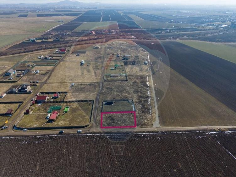 Teren intravilan de vanzare Hălchiu - 1