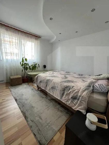 Casa de vanzare, 158 mp, zona Ronat - 13