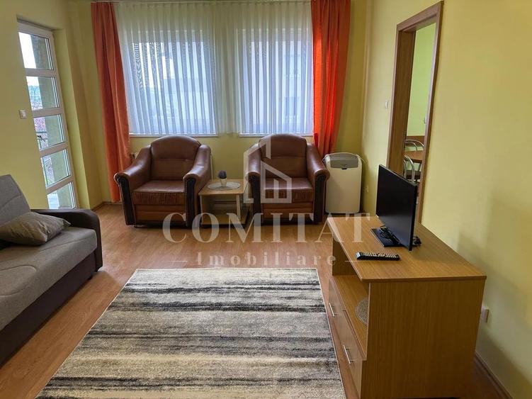 Apartament cu 2 camere semidecomandat, mobilat în Andrei Mureșanu