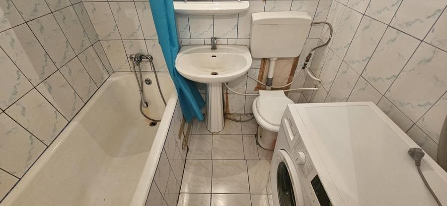 Apartament cu 2 camere decomandat în Drumul Taberei