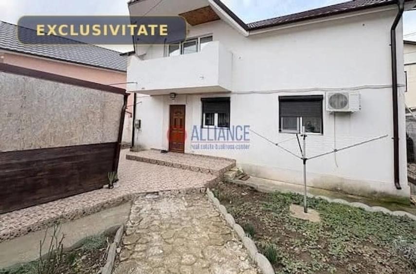 Casă cu 5 camere cu Teren 249 Mp în Valu lui Traian