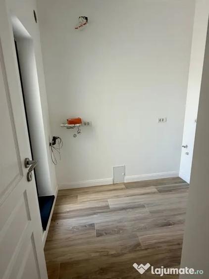 Casă cu 4 camere cu Teren 218 Mp în Covaci