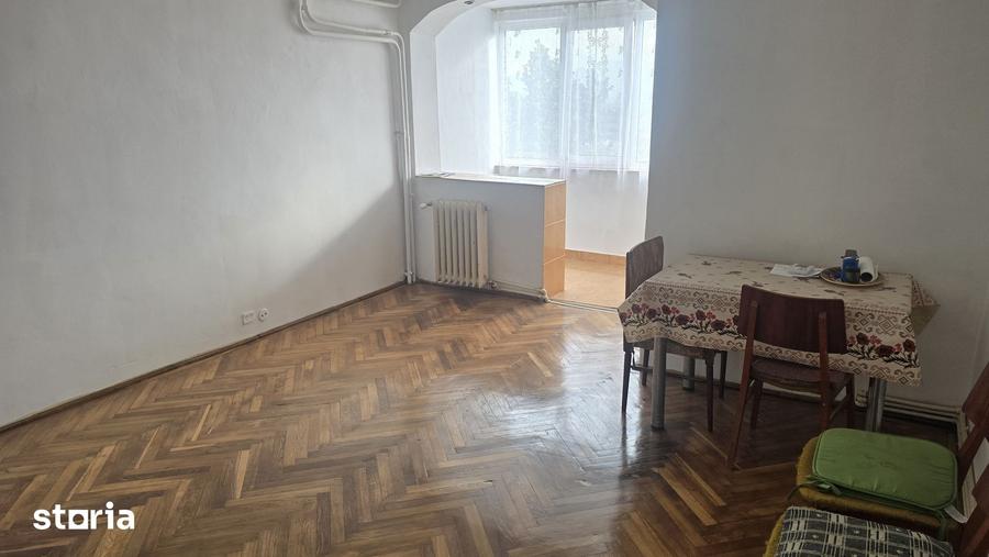 Garsonieră în Central