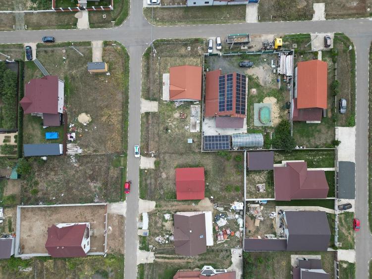 Teren Construcții intravilan de 500 mp, în Frumușeni