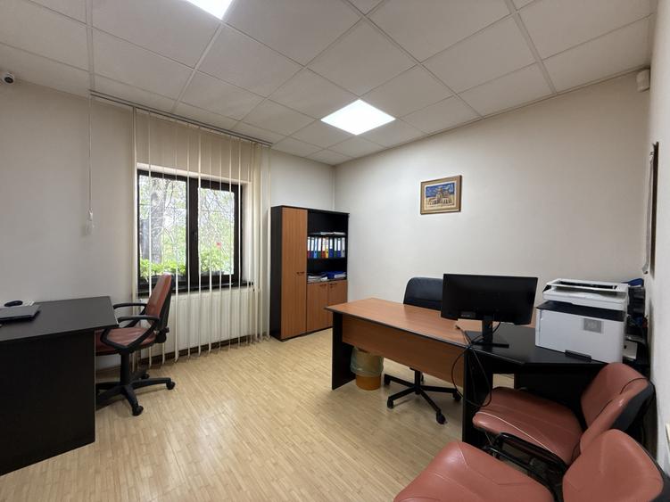 Birou, de 265 mp, în Unirii