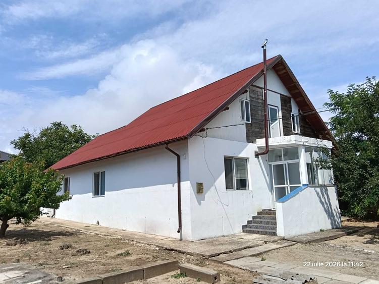 Casă cu 3 camere în Central