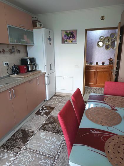 Apartament cu 2 camere decomandat în Sfântu Ilie