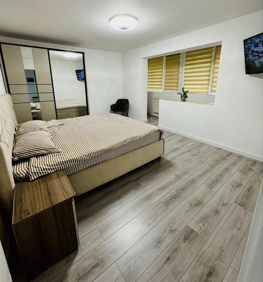 Apartament cu 3 camere decomandat în Dosu Bricii