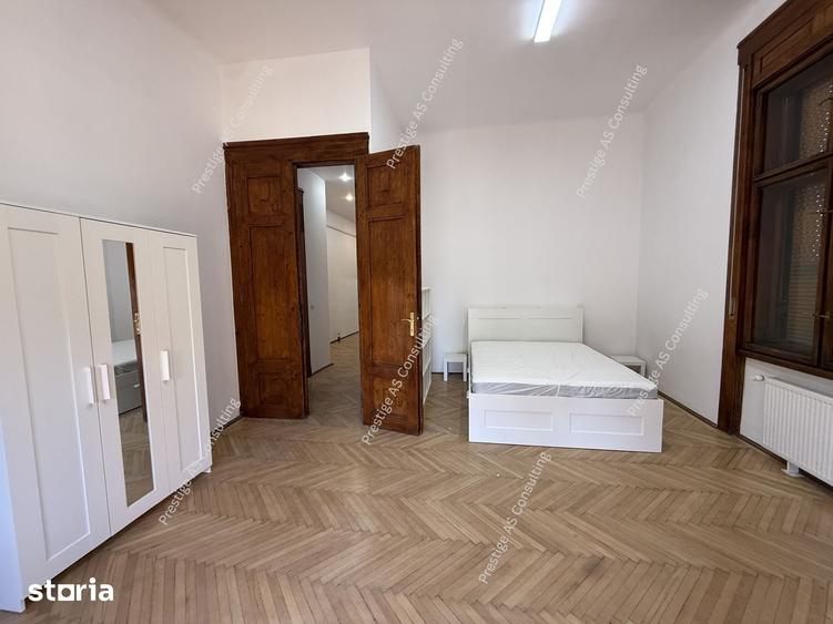Apartament cu 4 camere în Central