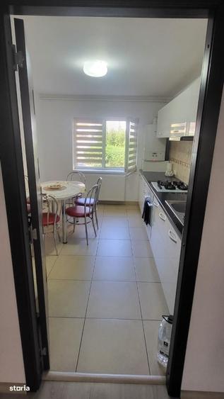 Apartament cu 2 camere decomandat în Exterior Vest