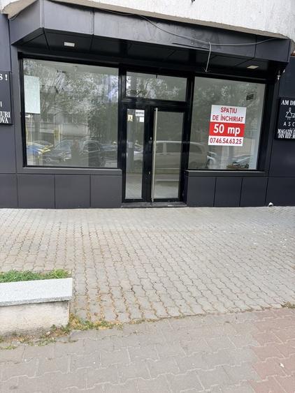 Spațiu comercial, de 45 mp, în Exterior Vest