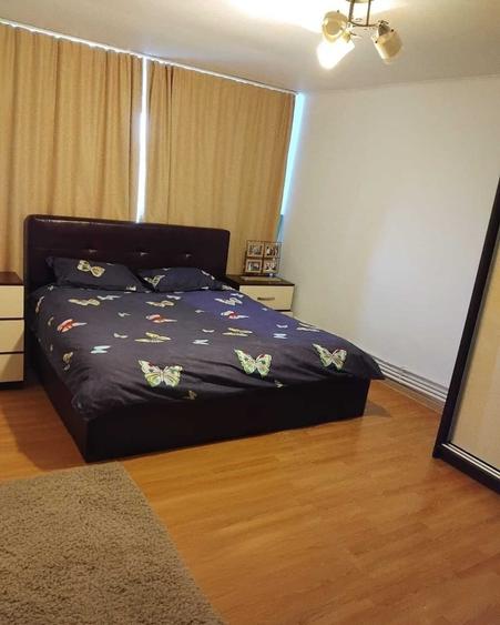 Apartament cu 3 camere decomandat în Topolog