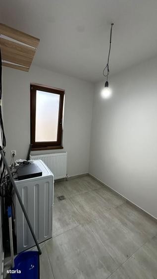 Casă cu 4 camere în Săsar