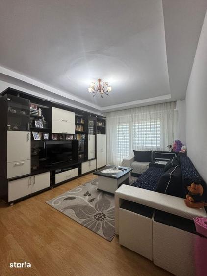 Apartament cu 4 camere decomandat, mobilat în Ferentari
