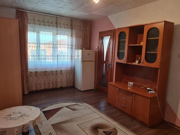 Garsonieră decomandată în Nord