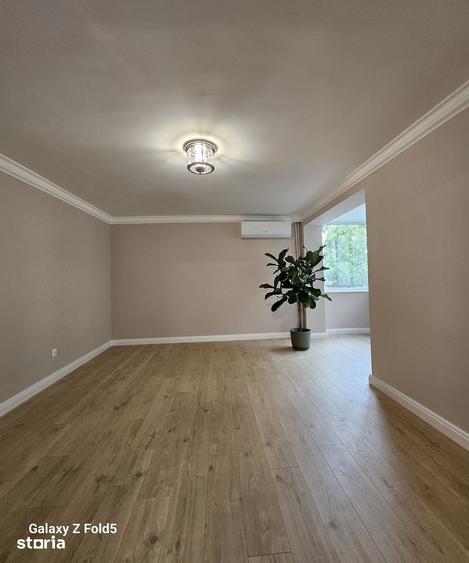 Apartament cu 2 camere în Decebal