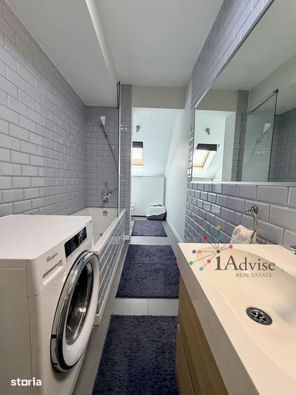 Apartament cu 4 camere, mobilat în Est