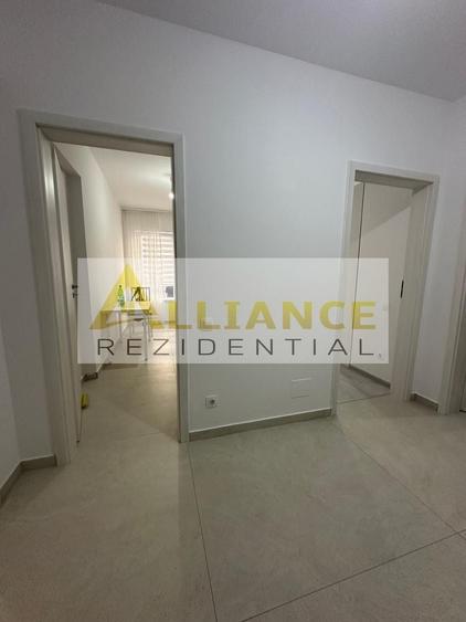 Apartament cu 2 camere decomandat, mobilat în Central