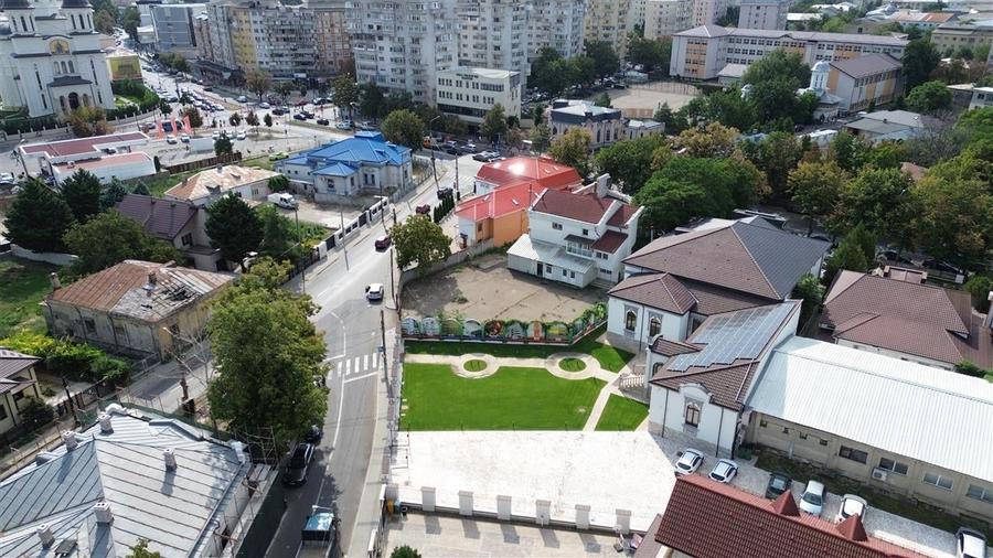 Spatiu Ultracentral 411 mp utili,S+P+1,1.500 mp teren, complet renovat - 11