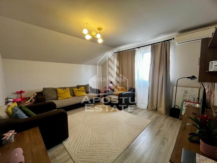 Apartament 2 camere la mansarda,centrala proprie,zona Bucovina