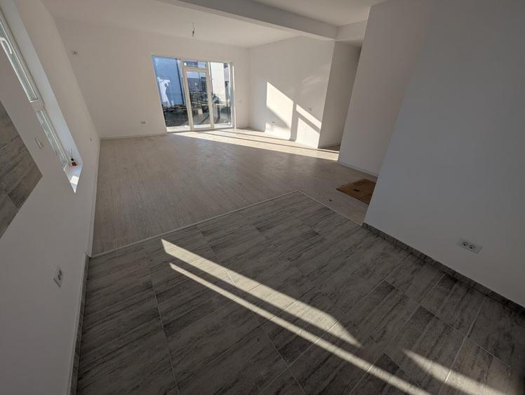 Casa 4 camere parter | 110mp | Tunari | 0 comision | complex rezidential inchis - 12