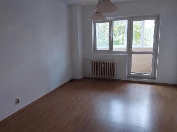 Inchiriez apartament 4 camere - 4