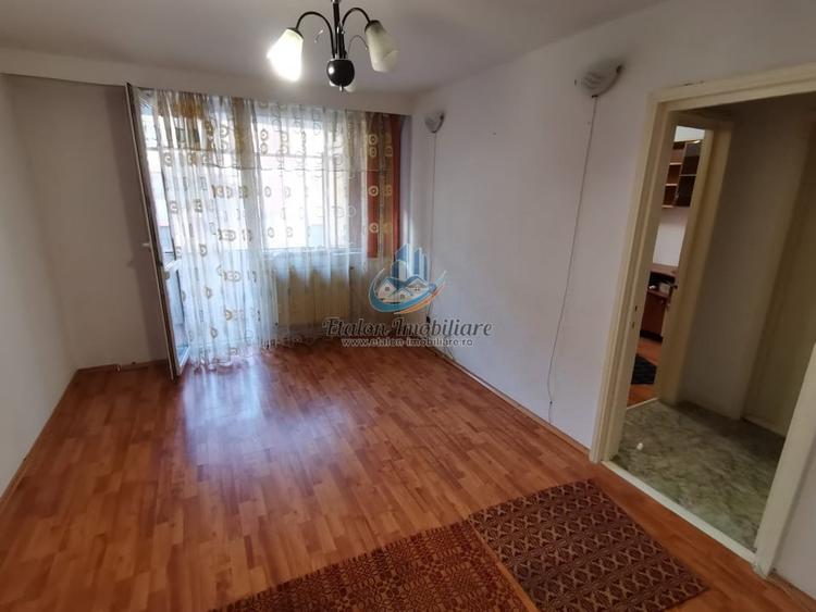 Apartament 2 camere, semidecomandat, etaj 1, Maratei 4 - 2