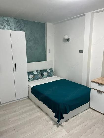 Garsonieră decomandată în Gorjului