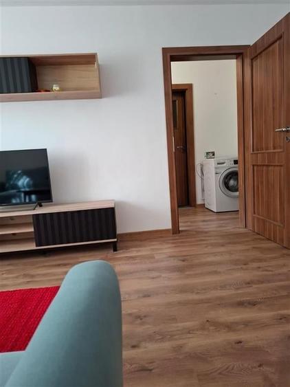 inchiriere apartament 3 camere | metrou 1 Decembrie | etaj 1/4 | renovat complet - 3