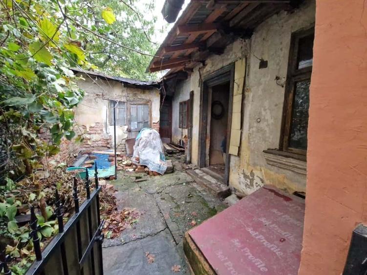 Casa cu teren in proprietate - Investitie - Metrou Piata Muncii - 4