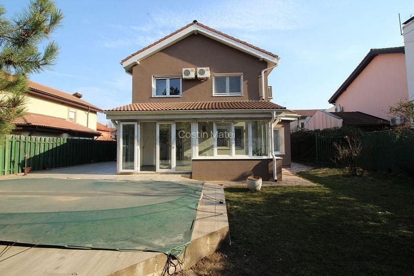 Vila Individuala cu PISCINA in apropiere de OMV