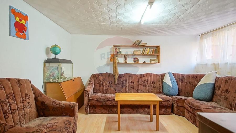 COMISION 0 Casa cu potential excelent, teren 446 mp, Strada Fanionului - 21