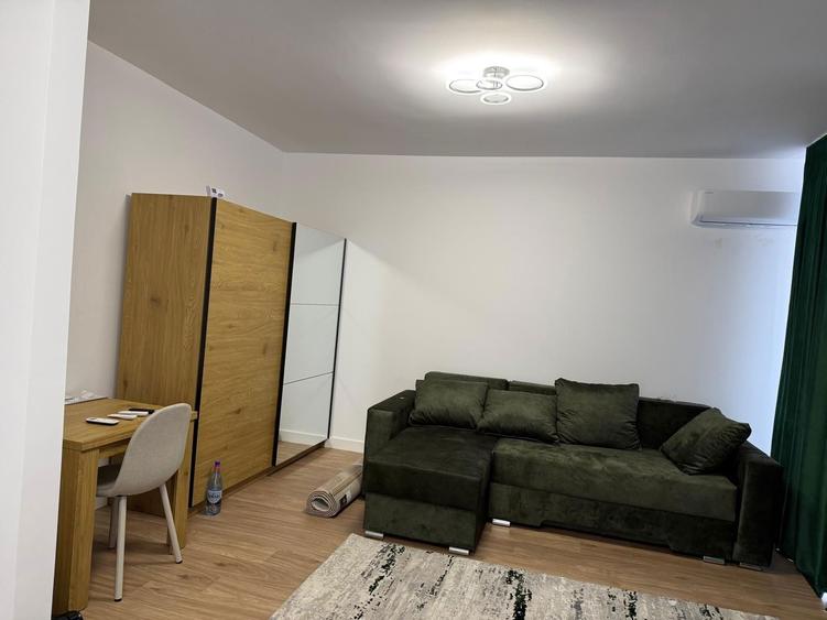 Garsoniera de inchiriat, centrala proprie, loc de parcare - 1